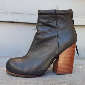 ALDO Genuine leather black ankle booties